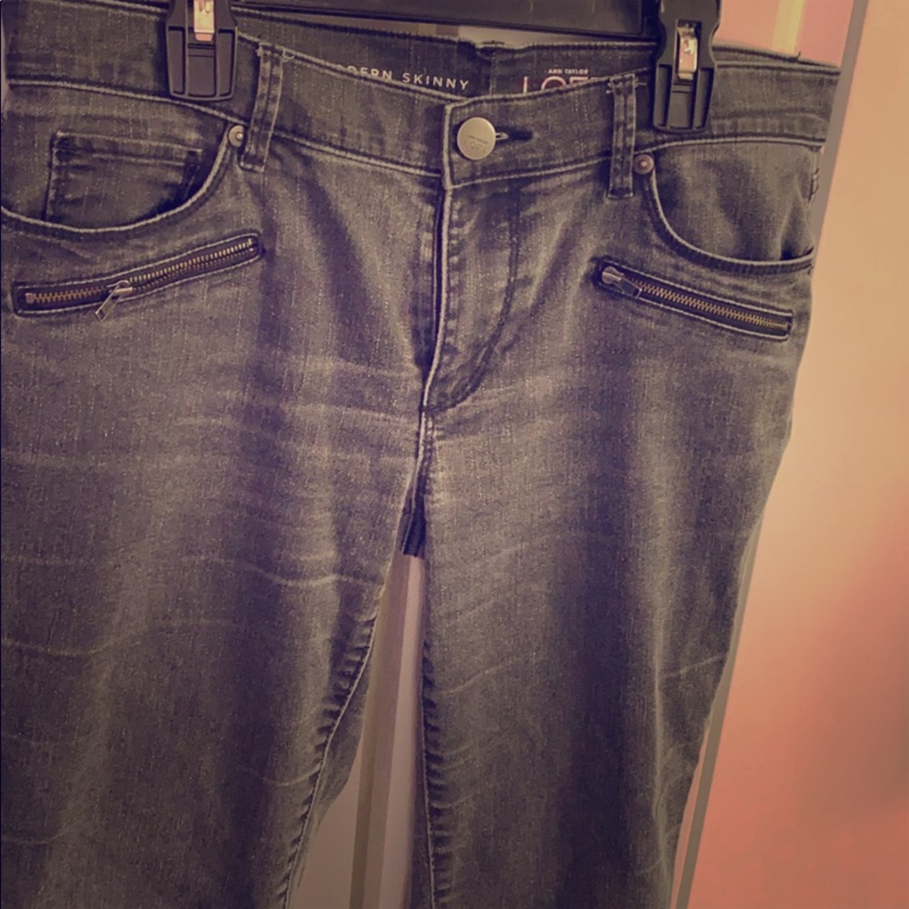 Women’s Ann Taylor Modern Skinny Jeans - Sz 28